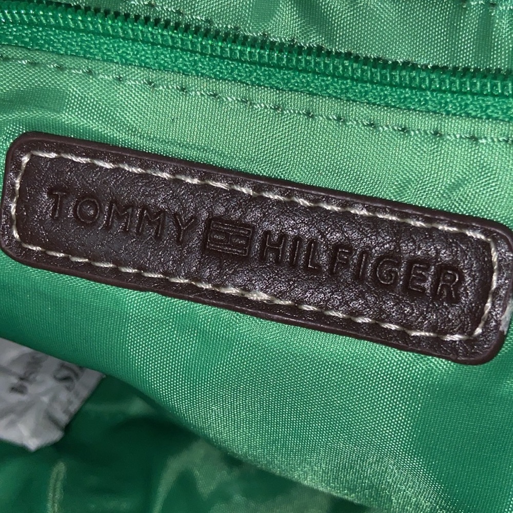 Tommy Hilfiger small handbag - Picture 7 of 8